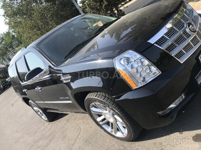Cadillac Escalade 2011, 140,000 km - 6.2 l - Bakı