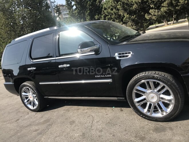 Cadillac Escalade 2011, 140,000 km - 6.2 l - Bakı