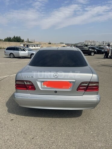 Mercedes E 240 1999, 310,000 km - 2.4 л - Bakı