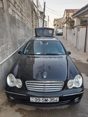 Mercedes C 220 2007, 215,000 km - 2.2 л - Bakı