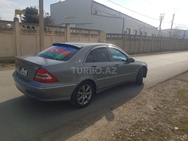 Mercedes C 230 2004, 257,000 km - 2.3 l - Mingəçevir