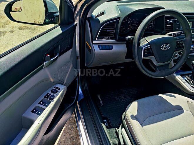 Hyundai Elantra 2017, 83,000 km - 2.0 l - Bakı