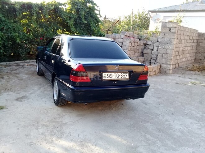 Mercedes C 240 1997, 412,000 km - 2.4 l - Bakı