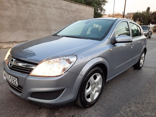 Opel Astra 2008, 143,000 km - 1.4 l - Bakı
