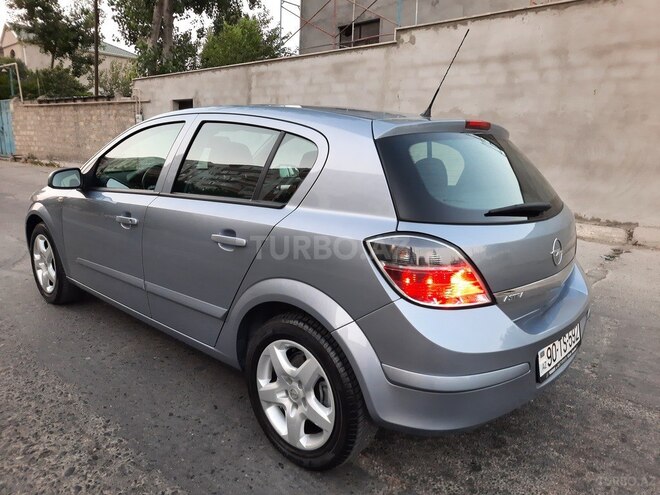 Opel Astra 2008, 143,000 km - 1.4 l - Bakı