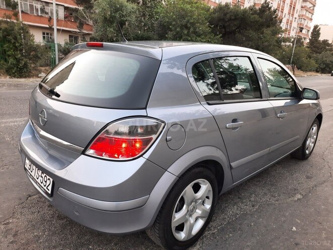 Opel Astra 2008, 143,000 km - 1.4 l - Bakı