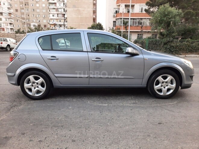 Opel Astra 2008, 143,000 km - 1.4 l - Bakı