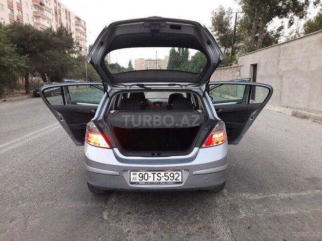 Opel Astra 2008, 143,000 km - 1.4 l - Bakı