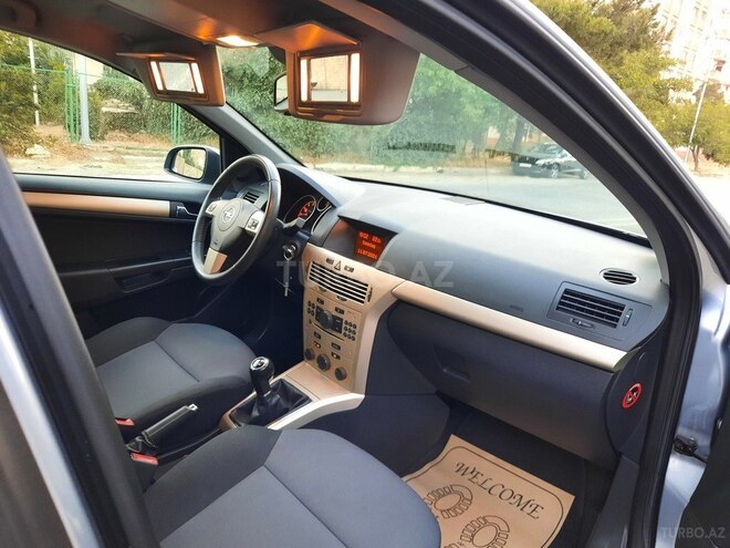 Opel Astra 2008, 143,000 km - 1.4 l - Bakı