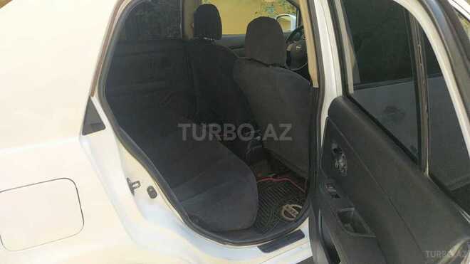 Nissan Tiida 2010, 235,000 km - 1.6 л - Bakı