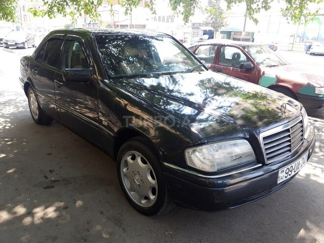 Mercedes C 220 1995, 225,000 km - 2.2 l - Bakı