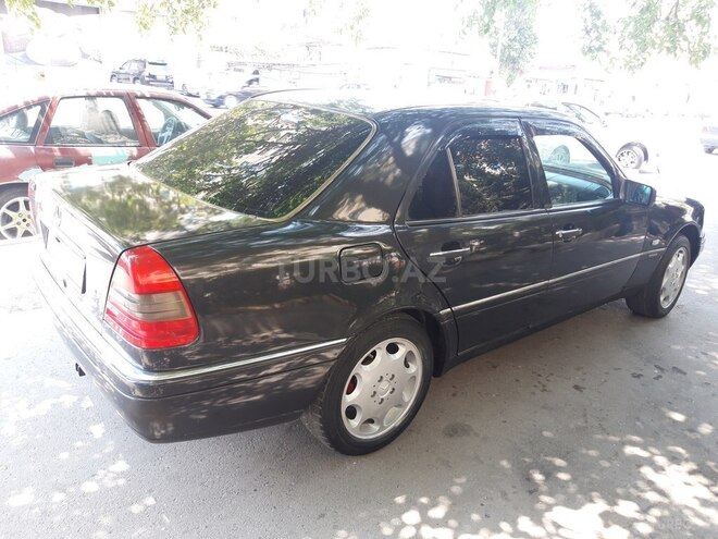 Mercedes C 220 1995, 225,000 km - 2.2 l - Bakı