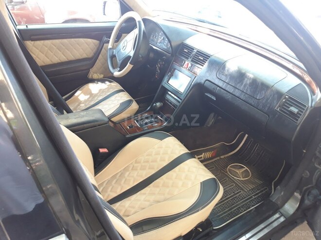 Mercedes C 220 1995, 225,000 km - 2.2 l - Bakı