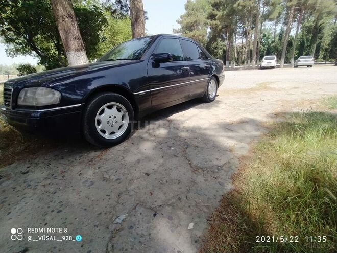 Mercedes C 220 1995, 360,000 km - 2.2 л - Salyan