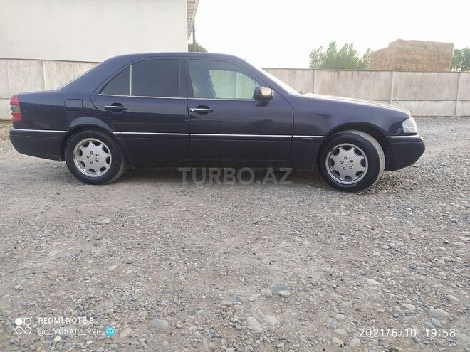 Mercedes C 220 1995, 360,000 km - 2.2 л - Salyan