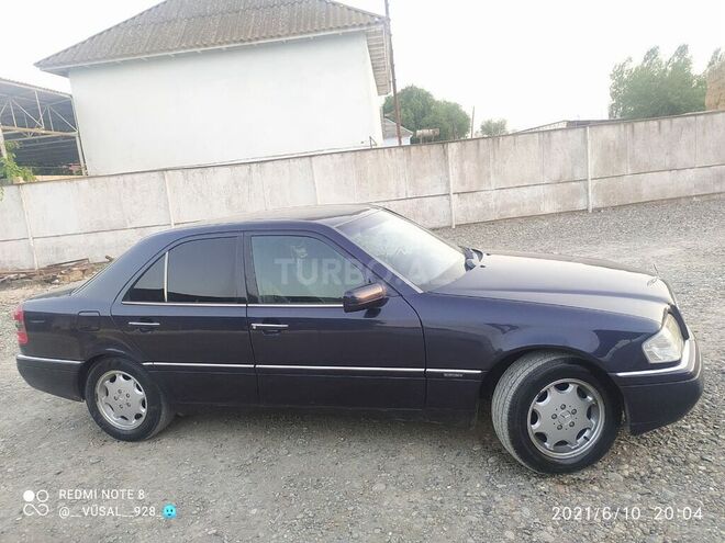 Mercedes C 220 1995, 360,000 km - 2.2 л - Salyan
