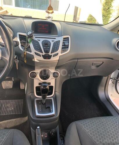Ford Fiesta 2010, 97,520 km - 1.4 l - Bakı