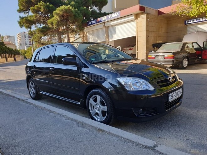 Toyota Corolla 2005, 240,000 km - 1.4 l - Bakı