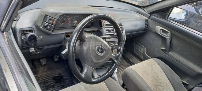 LADA (VAZ) 2110 2004, 266,000 km - 1.5 l - Qusar