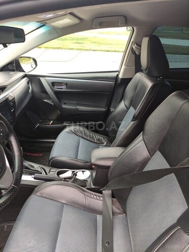 Toyota Corolla 2013, 180,247 km - 1.8 l - Bakı