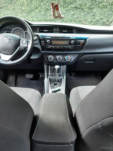 Toyota Corolla 2013, 134,000 km - 1.6 l - Bakı