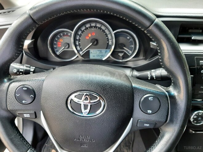 Toyota Corolla 2013, 134,000 km - 1.6 l - Bakı