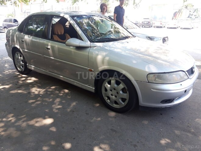 Opel Vectra 1999, 195,000 km - 2.5 l - Bakı