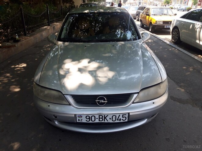 Opel Vectra 1999, 195,000 km - 2.5 l - Bakı