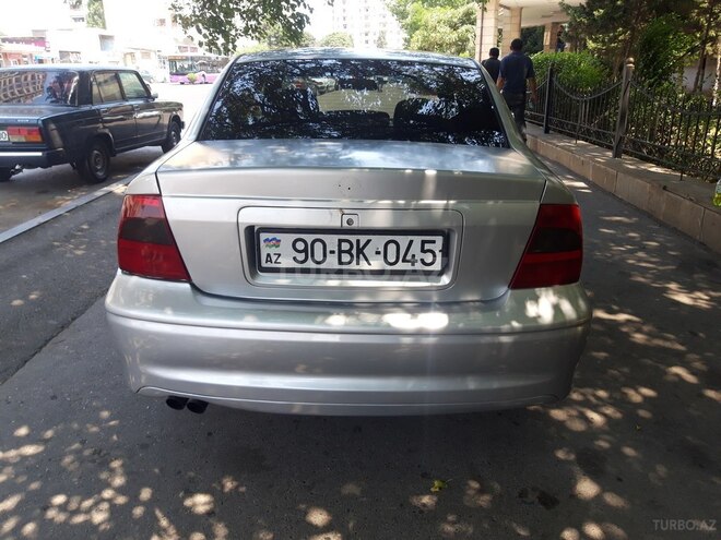 Opel Vectra 1999, 195,000 km - 2.5 l - Bakı