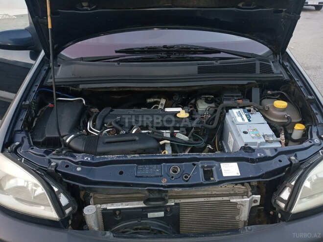 Opel Zafira 2001, 421,300 km - 2.2 л - Bakı