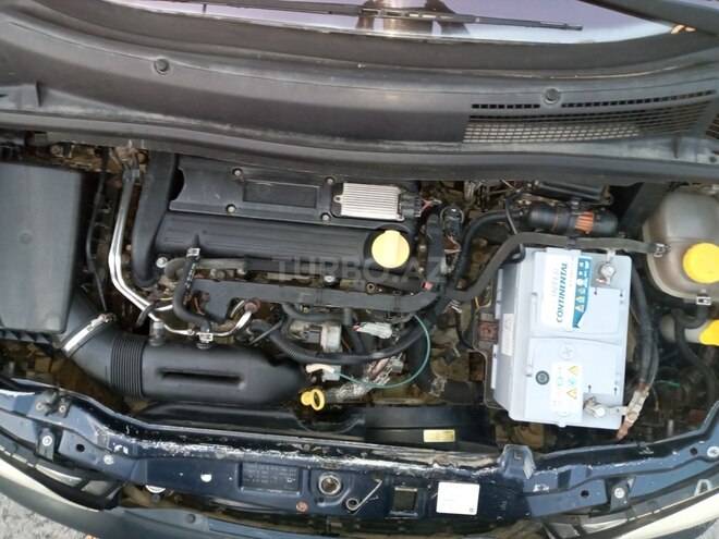 Opel Zafira 2001, 421,300 km - 2.2 л - Bakı