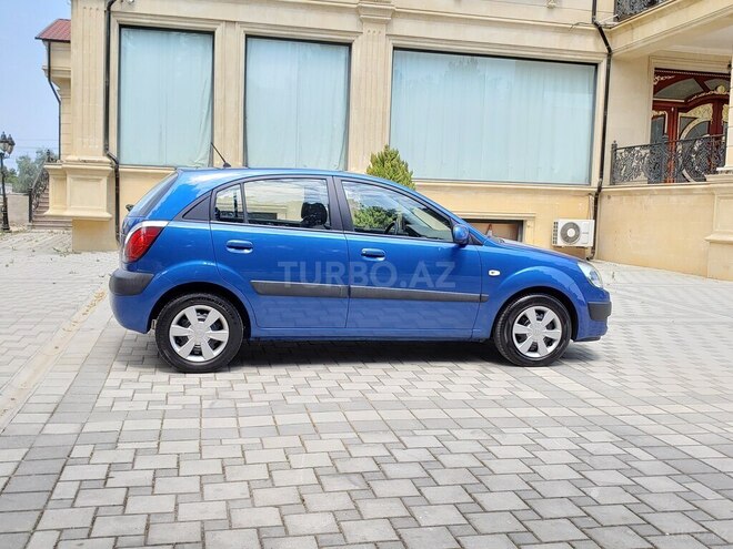 Kia Rio 2006, 88,000 km - 1.4 l - Sumqayıt