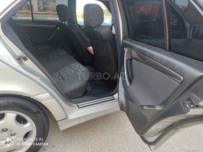Mercedes C 200 2000, 296,354 km - 2.0 l - Sumqayıt