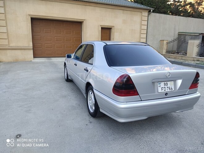 Mercedes C 200 2000, 296,354 km - 2.0 l - Sumqayıt