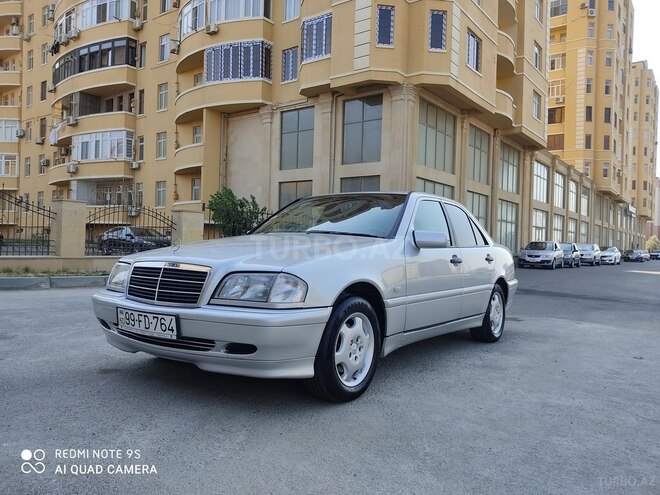 Mercedes C 200 2000, 296,354 km - 2.0 l - Sumqayıt