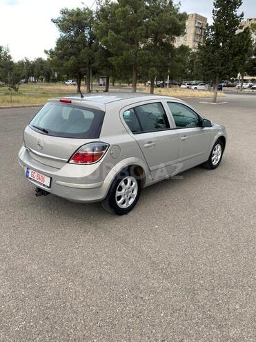 Opel Astra 2007, 137,000 km - 1.4 l - Gəncə
