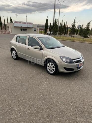 Opel Astra 2007, 137,000 km - 1.4 l - Gəncə