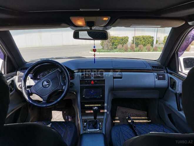 Mercedes E 240 1998, 399,000 km - 2.4 l - Bakı