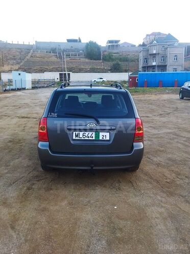Toyota Corolla 2006, 176,000 km - 1.4 l - Bakı