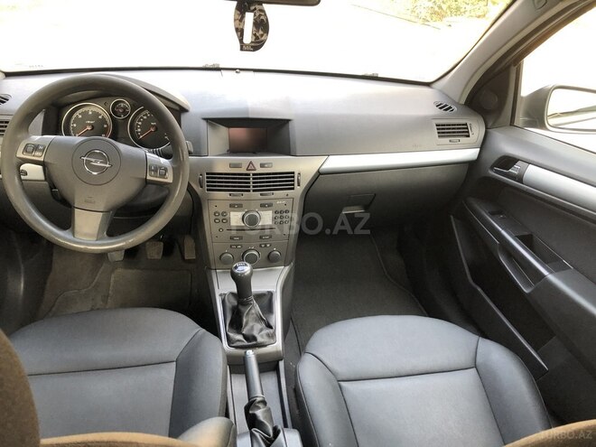 Opel Astra 2006, 181,000 km - 1.3 l - Bakı
