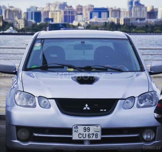 Mitsubishi Airtrek 2003, 286,958 km - 2.4 l - Bakı