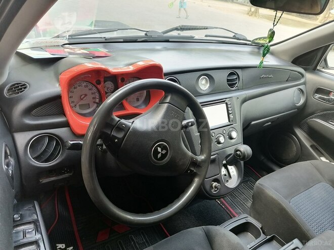 Mitsubishi Airtrek 2003, 286,958 km - 2.4 l - Bakı