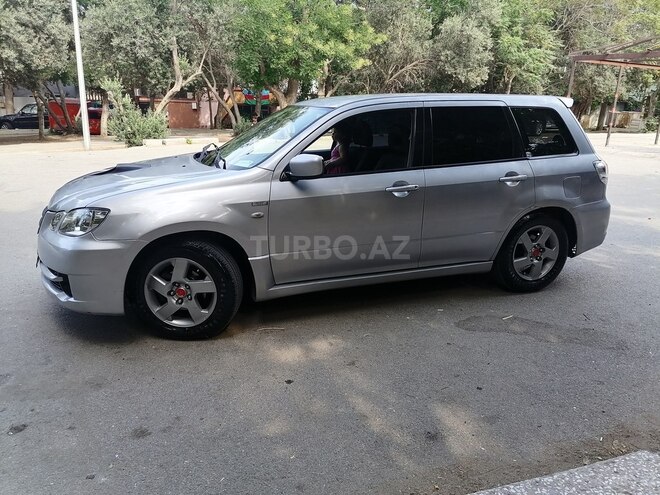 Mitsubishi Airtrek 2003, 286,958 km - 2.4 l - Bakı