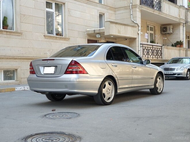 Mercedes C 240 2005, 220,000 km - 2.4 л - Bakı