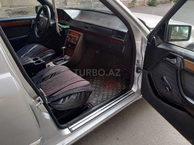 Mercedes E 250 1992, 350,000 km - 2.5 l - Bakı