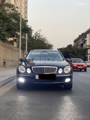 Mercedes E 240 2003, 279,500 km - 2.6 l - Bakı