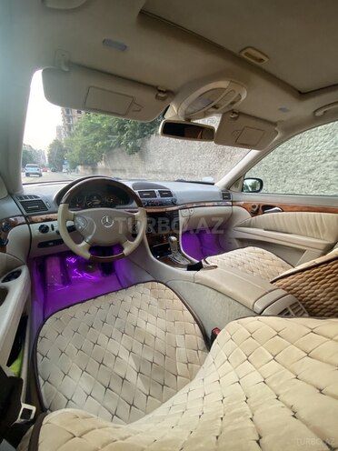 Mercedes E 240 2003, 279,500 km - 2.6 l - Bakı
