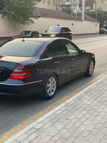 Mercedes E 240 2003, 279,500 km - 2.6 l - Bakı