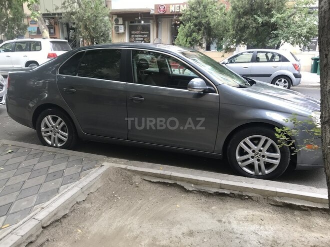 Volkswagen Jetta 2007, 260,000 km - 2.5 l - Bakı