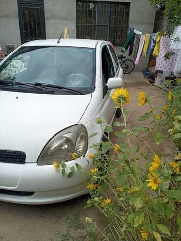 Toyota Vitz 2001, 290,000 km - 1.0 l - Bakı